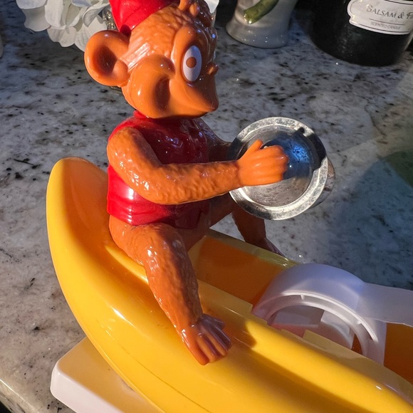 Monkey Tape Dispenser in Yellow plays cymbals when u pulling tape!! - Picture 9 of 11